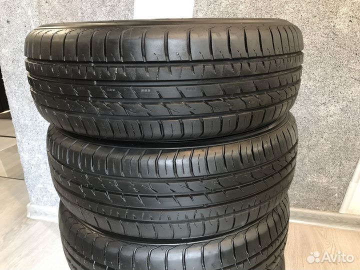 Kumho Crugen HP91 215/65 R16 98H