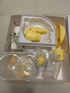 Молокоотсос Medela Lactina Mini Electric