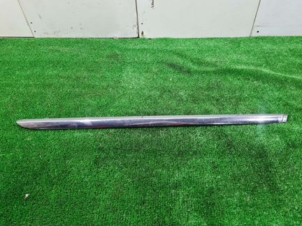 Хром порога задний правый Mercedes w205