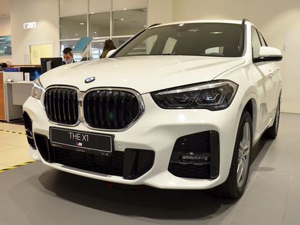 BMW X1 2.0 AT, 2020