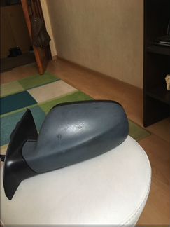 Зеркало на Пежо