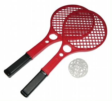 Две пласстмассовые ракетки для тенниса и мяч