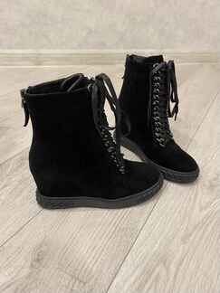 Ботинки зимние женские 36