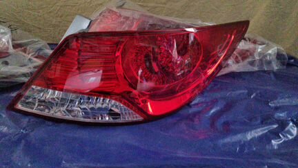 Фонарь задний на Hyundai Solaris 2010-2014