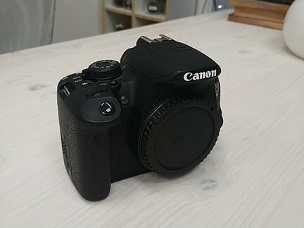 Фотоаппарат Canon 700D