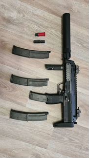 Пистолет-пулемёт Tokyo Marui MP7A1 GBB