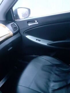 Hyundai Solaris 1.4 AT, 2015, 242 000 км