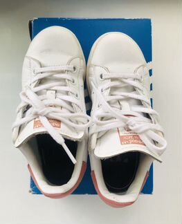Кроссовки adidas