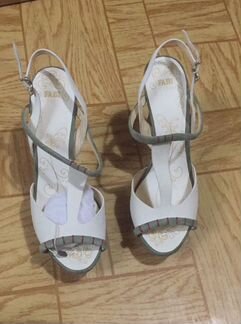 Новая Обувь