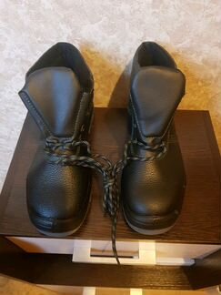 Ботинки демисезонные новые