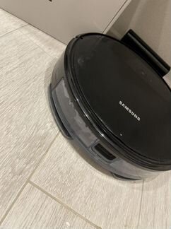 Робот пылесос samsung VR5000WK