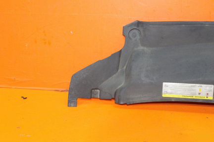 Кожух замка капота Audi A6 C7 2011-2018