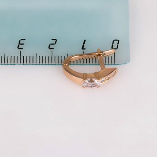 Серьги из золота с фианитами