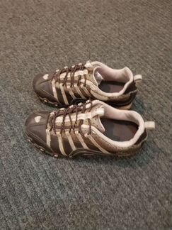 Кроссовки для девочек