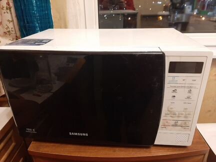 Микроволновая печь Samsung GE731KR белый