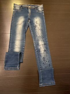 Джинсы модные на девочку