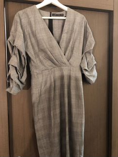 Платье Zara в отличном состоянии