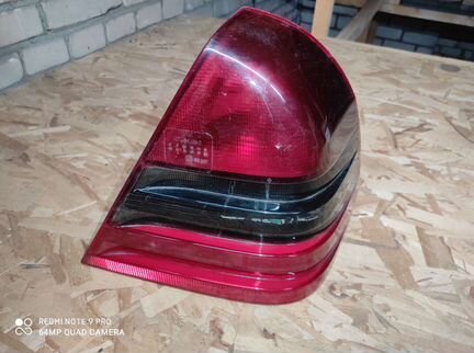 Фонарь Мерседес W202 1993-2000
