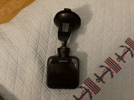 Видеорегистратор garmin dash cam 20