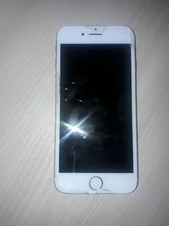 Телефон iPhone 6