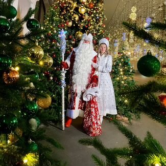 Дед Мороз и Снегурочка