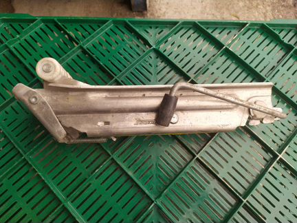 Домкрат audi A8 D3 4E0011031A