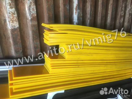 Скребок полиуретановый на каток bomag 202