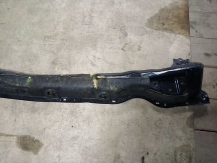 Жабо Toyota RAV-4 XA30 06-12г