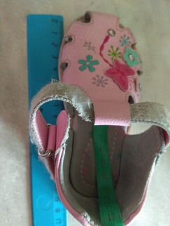 Туфли и сандалии для девочки 21 и 22 р-р
