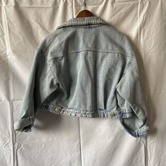 Куртка джинсовая