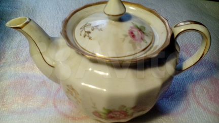 Фарфоровый чайник не использовался