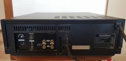 VHS-плеер GoldStar RN800AW