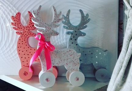 Новогодние деревянные олени