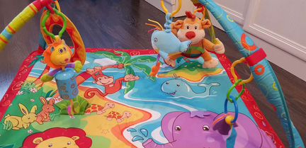 Развивающий коврик Tiny Love 