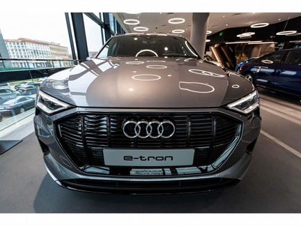Audi e-tron AT, 2020