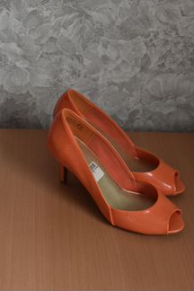 Туфли флуоресцентного цвета