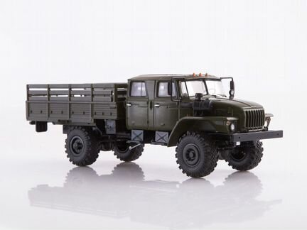 Миасский грузовик 43206-0551 бортовой 1:43