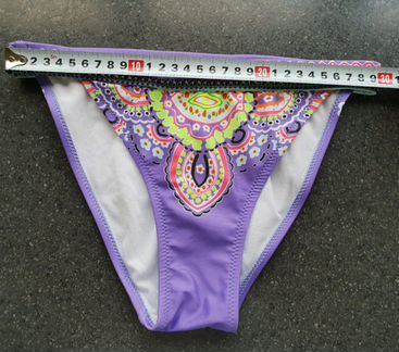 Новые трусы сиреневые от купальника