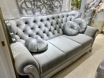 Диван. Продажа выставочных образцов. Linea