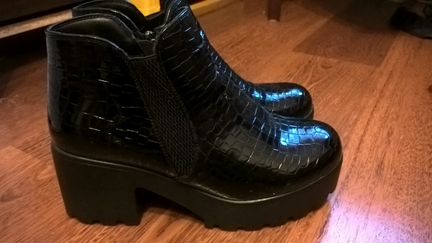 Осенние ботинки новые 36 размер