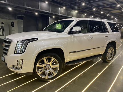 Cadillac Escalade AT, 2018, 50 000 км