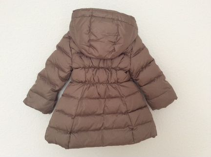 Новый золотистый пуховик Benetton (1-2 г)