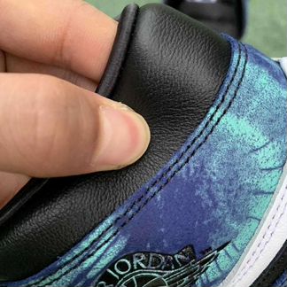 Кроссовки Nike Air Jordan 1 Retro High