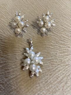 Серебряный гарнитур