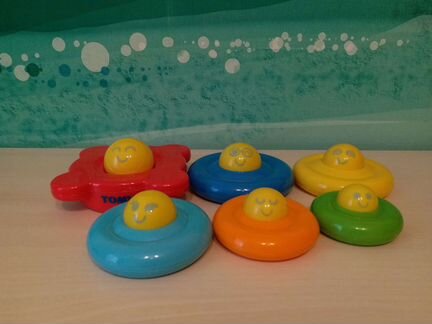 Пирамидка Tomy