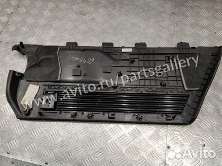 Обшивка багажного отделения Land Rover Range Rover