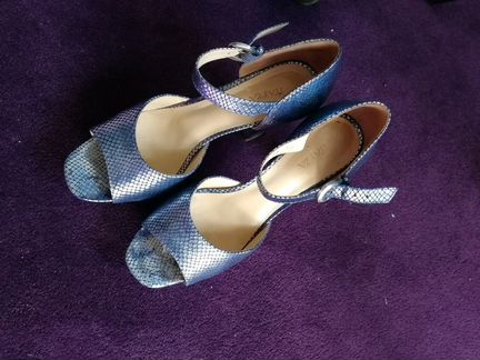 Босоножки натуральная кожа