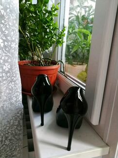 Кожаные туфли лак Nando Muzi