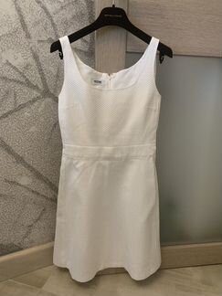 Платье Moschino