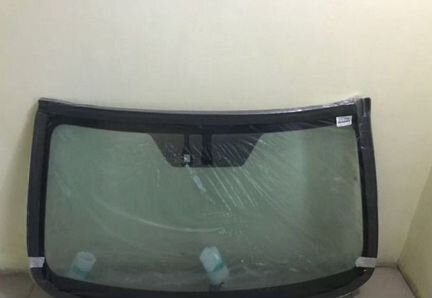 Toyota RAV-4 13- лобовое стекло оригинал